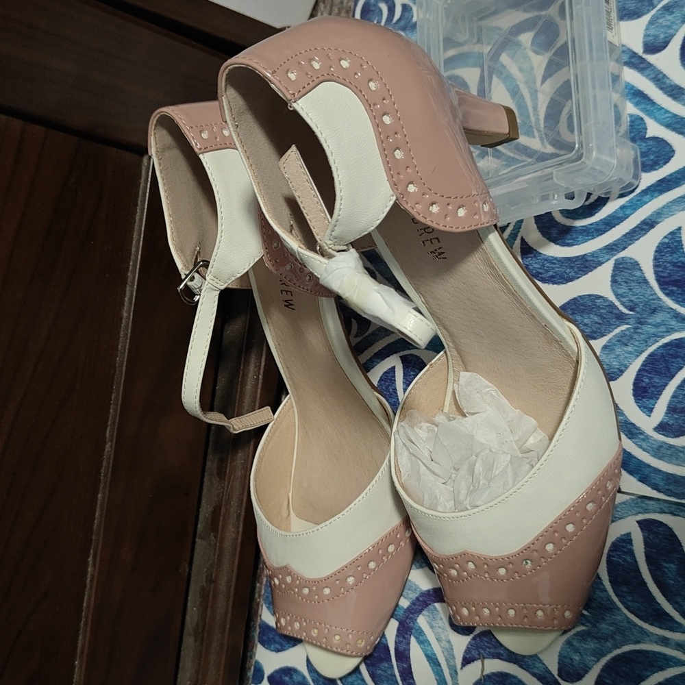 Never Worn Chelsea Crew Godiva Blush/Bone US10 UK8 EU41